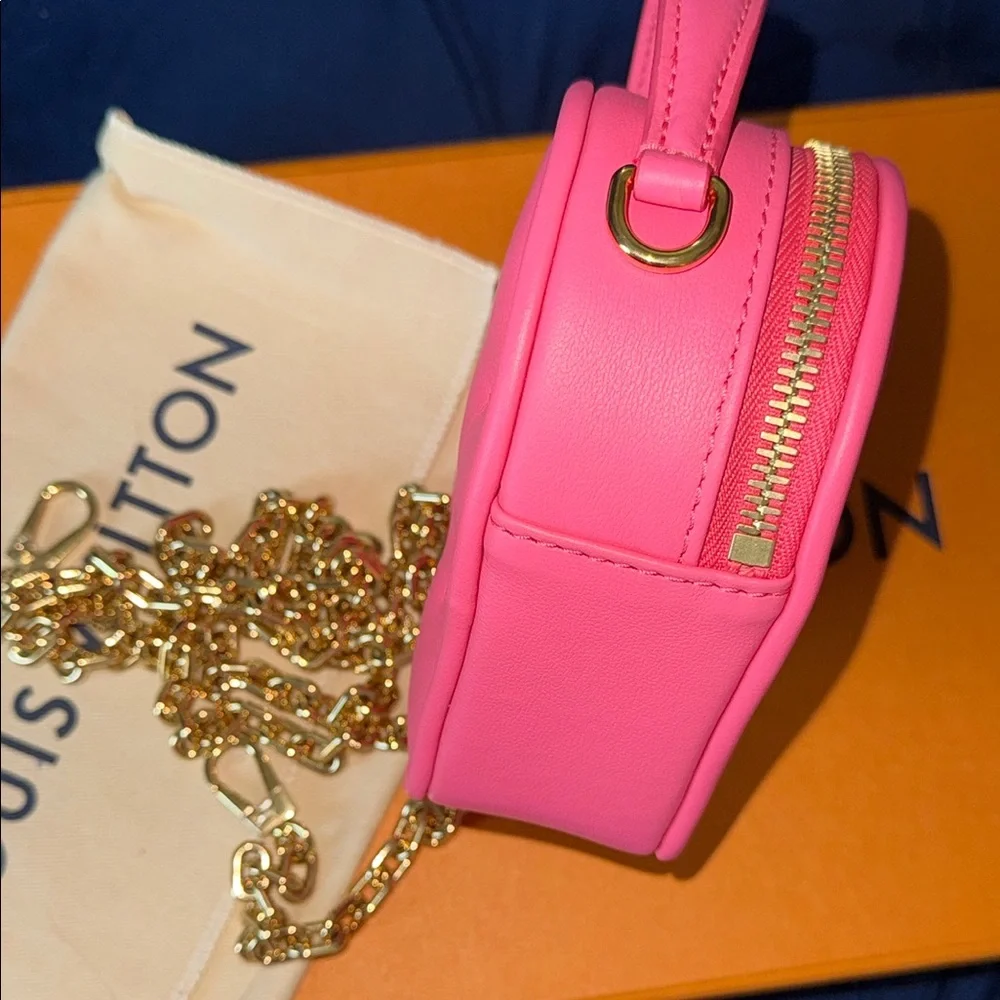 Louis Vuitton Pop My Heart Bubblegum Pink Pouch - Picture 8 of 11